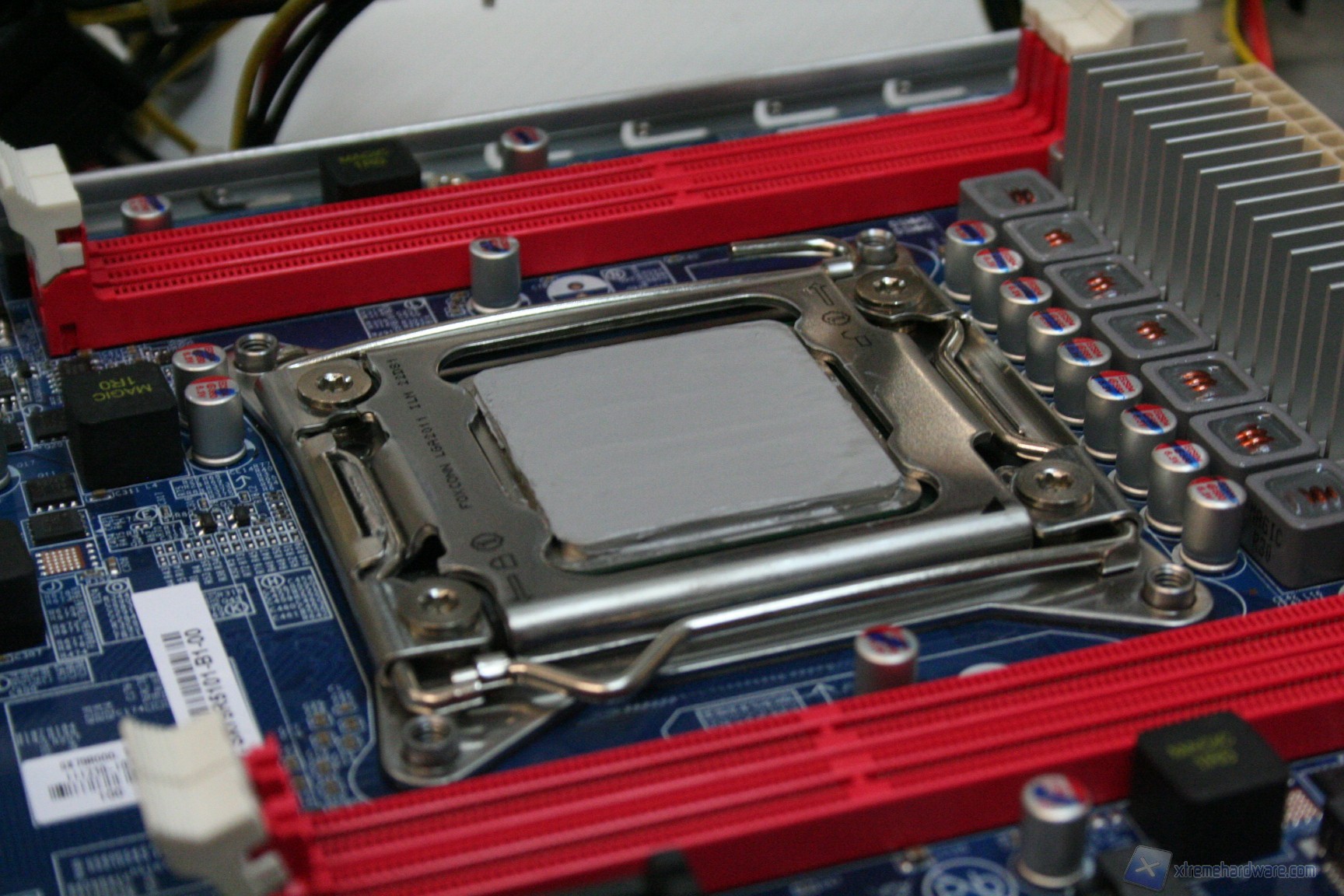 SHUTTLE SX79R5 WWW.XTREMEHARDWARE.COM 00134