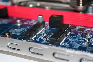 SHUTTLE SX79R5_WWW.XTREMEHARDWARE.COM_00034