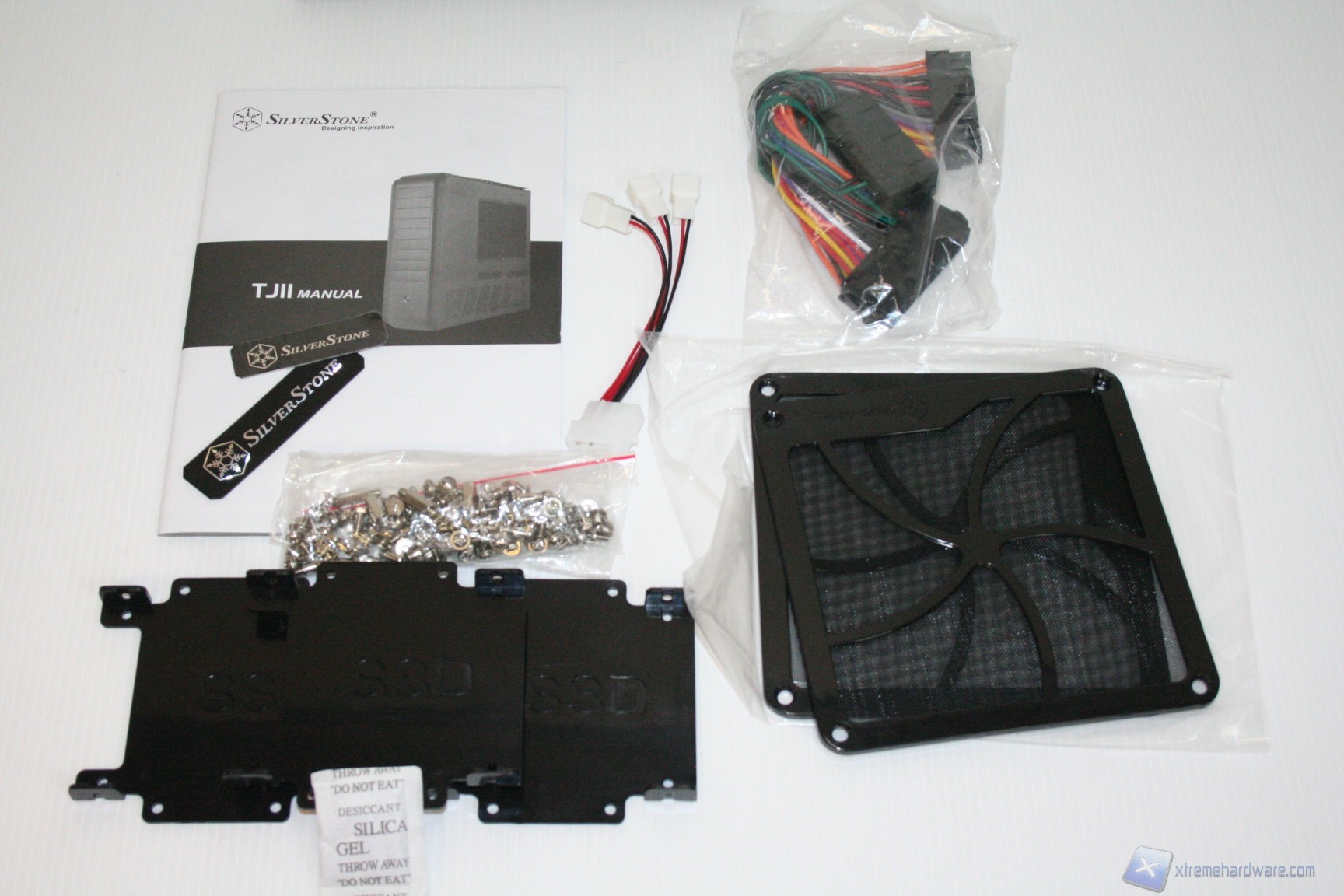 00141 SILVERSTONE TJ11 WWW.XTREMEHARDWARE.COM